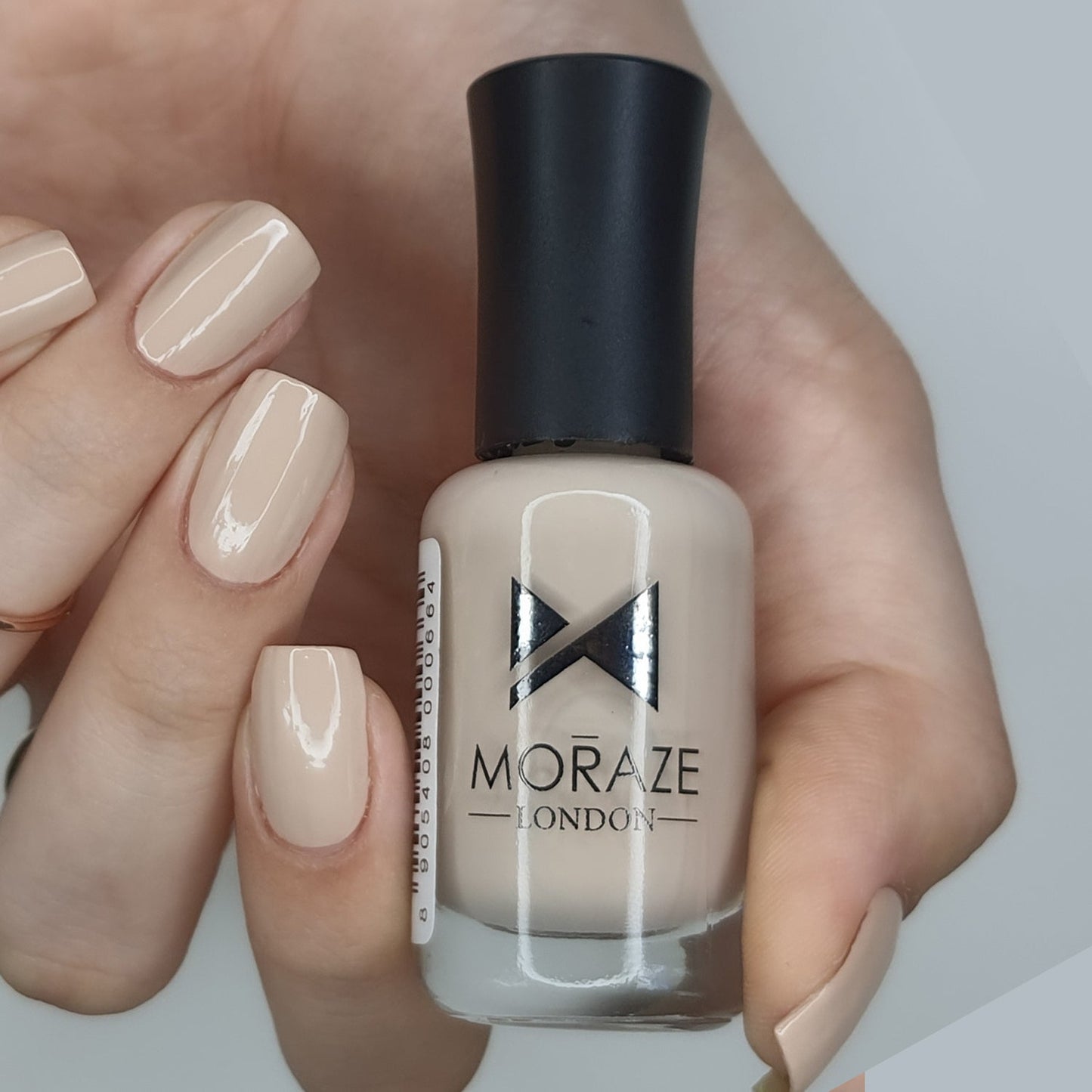 Nude Nail Polish_01 BM