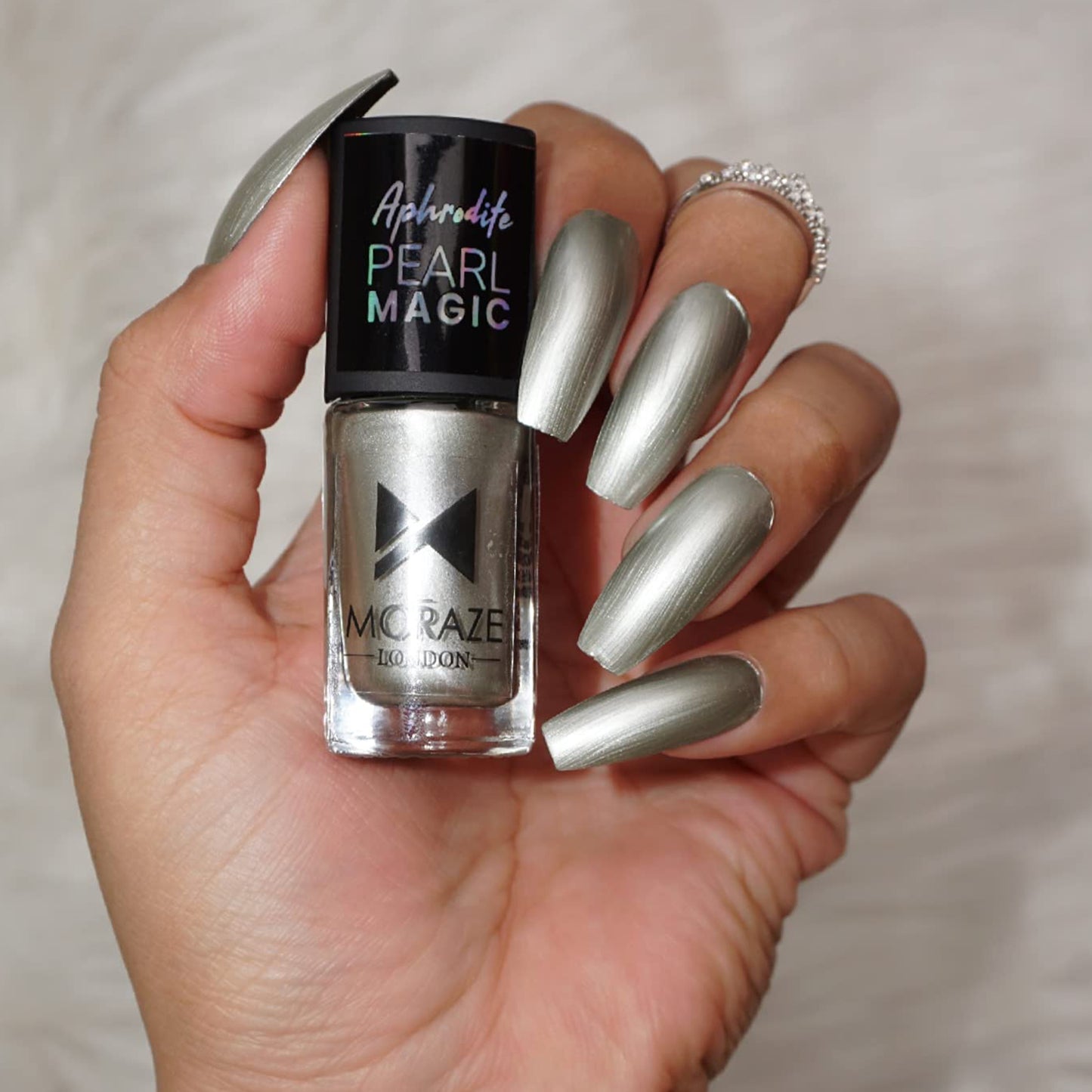 Aphrodite Pearl magic Nail paints - 8.5ml BM