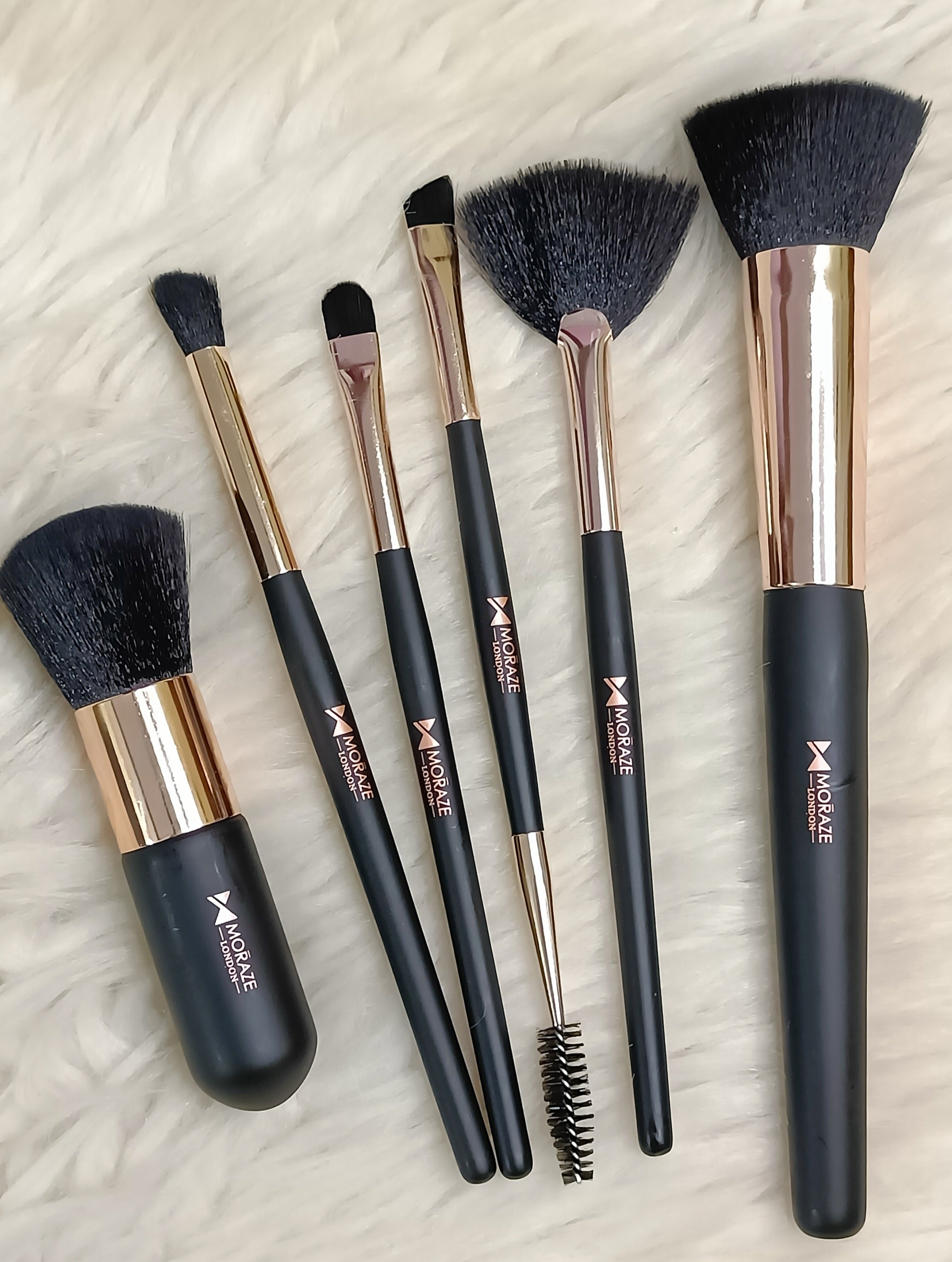 Essential Makeup Brushes Every Beauty Enthusiast Needs