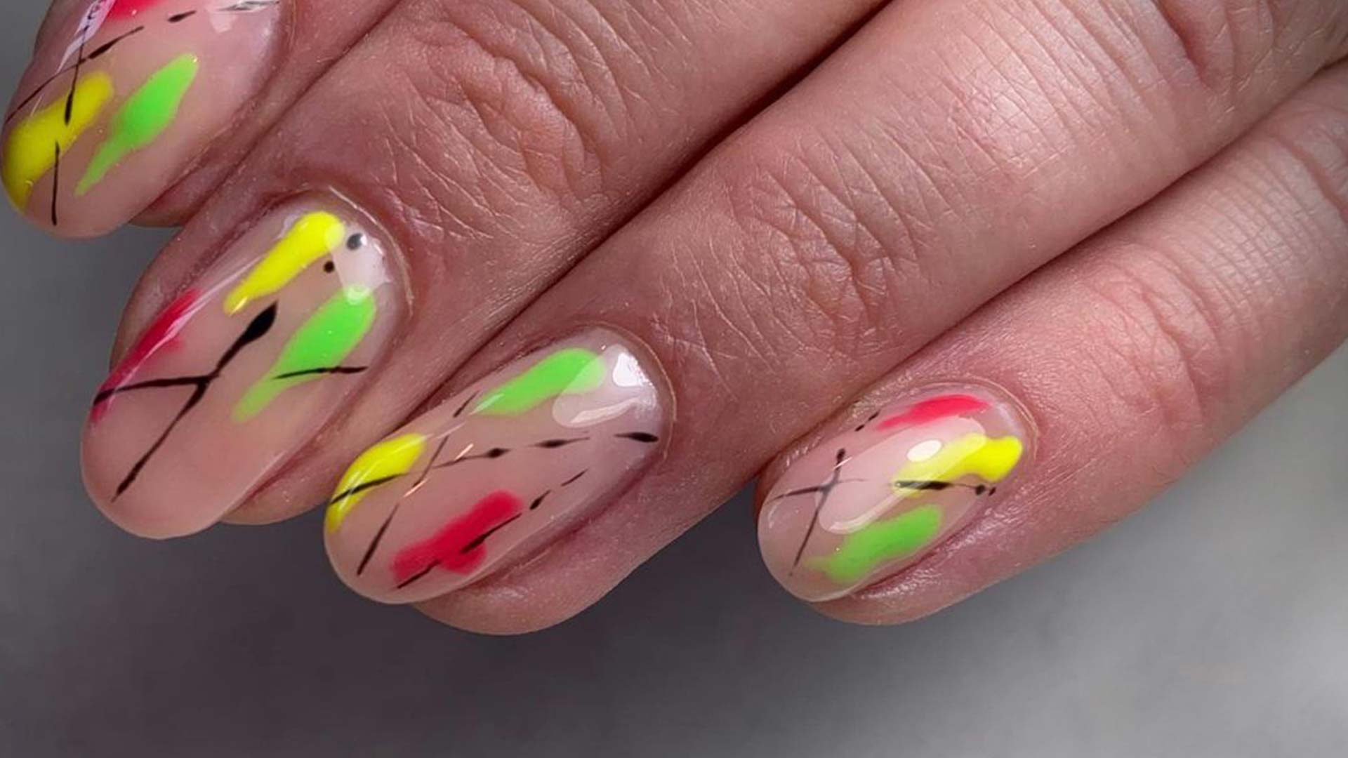 5 Ways To Rock Short Neon Nails