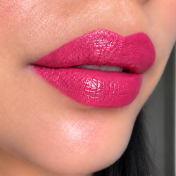 3 Glamorous Lipstick Kit - SPF 25 + FREE Waterproof Eyeliner! - alternate view