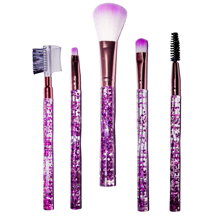 Glittering make up brushes.
